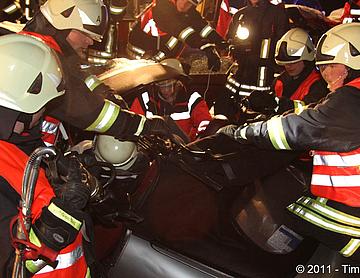 Tja-unfall mazda1