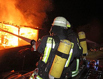 Tja-feuer sahms bauernhof7