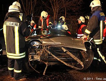 Tja-unfall mazda12